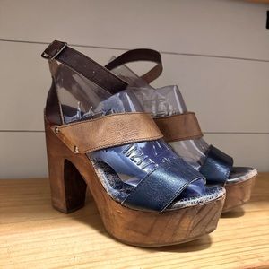 BEDSTÜ WOODEN LEATHER MARILYN PLATFORM DISTRESSED HEELS